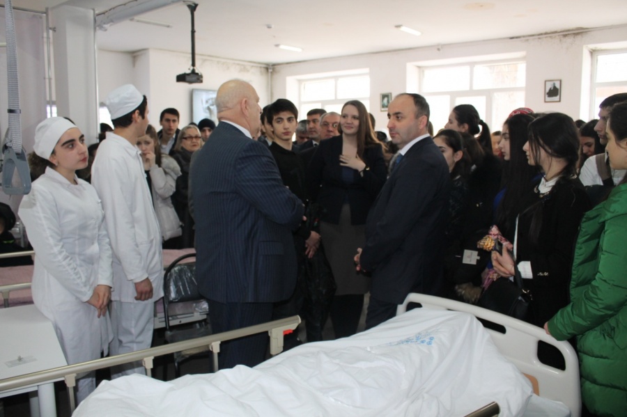 23.12.2016г. в Медицинском колледже ДГМУ  прошел очередной этап внутреннего чемпионата по World Skills «Молодые профессионалы» по компетенции 41 «Медицинский и социальный уход»