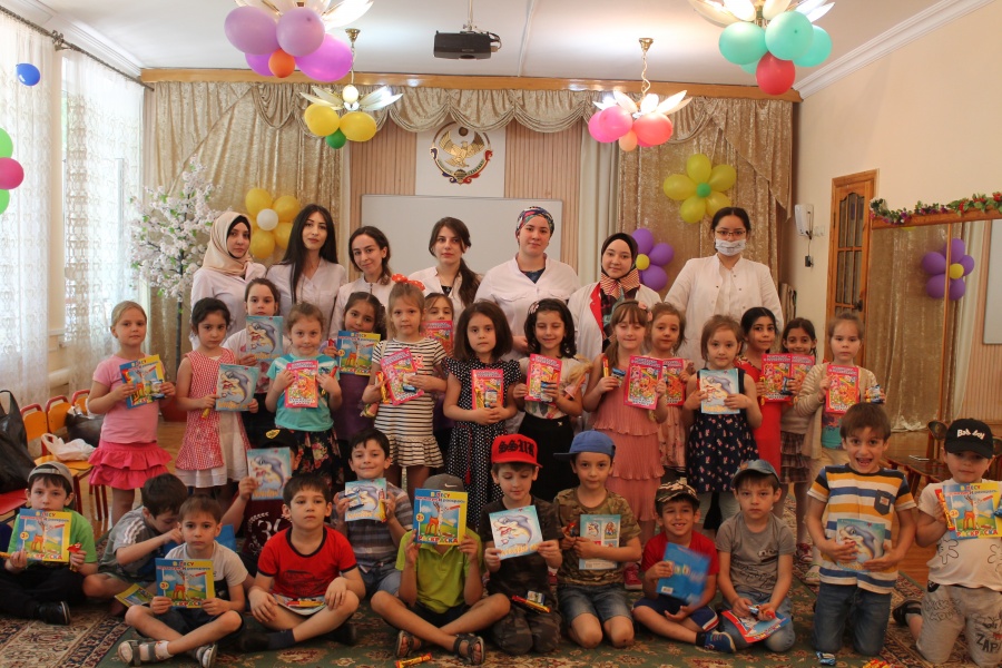 Мастер-класс для детей по оказанию первой помощи приуроченный ко Дню медицинского работника