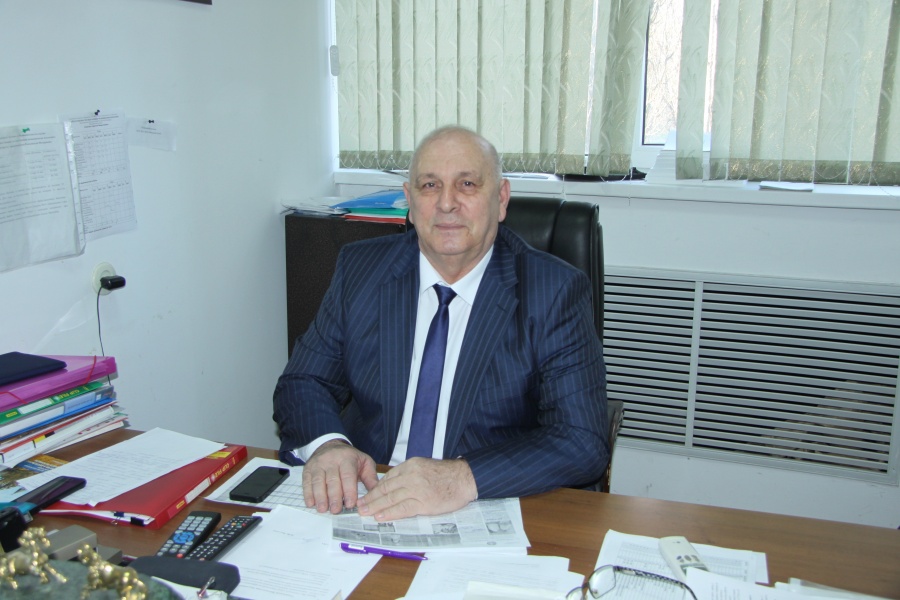 От всей души поздравляем уважаемого директора Магомеда Шалаевича!