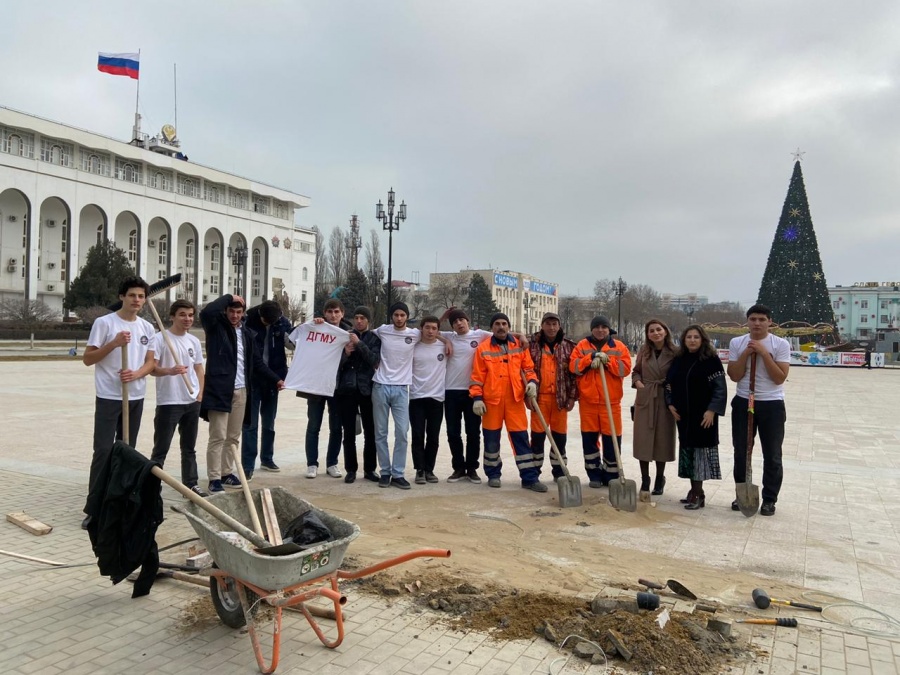 Реконструкция площади