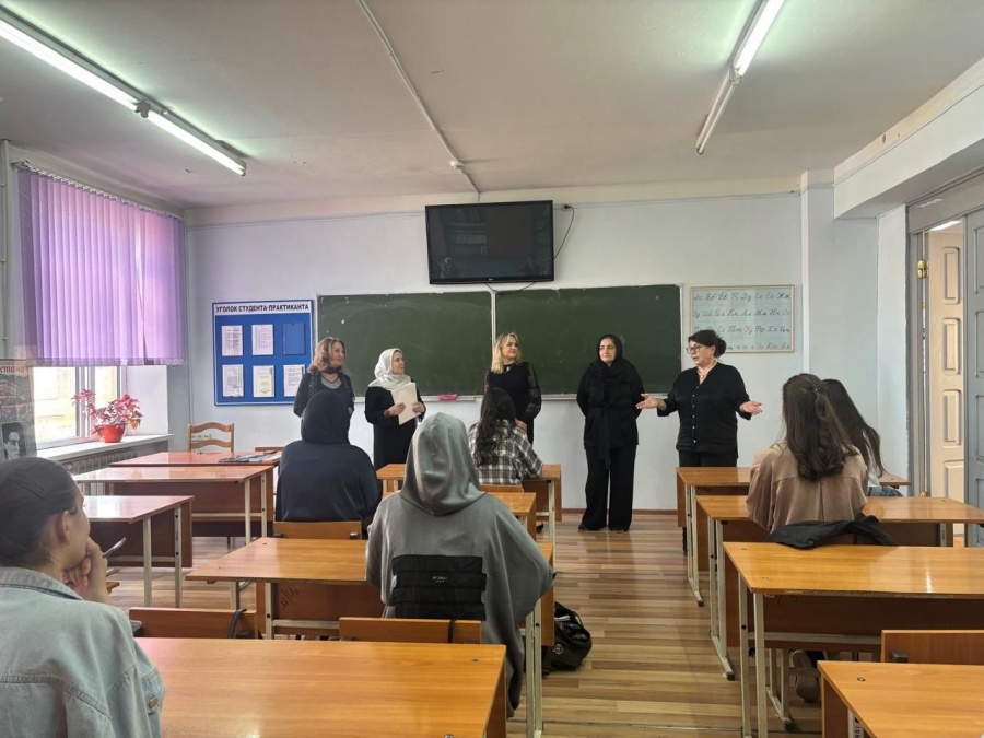 Студенты Медколледжа ДГМУ приняли участие в региональной олимпиаде по русскому языку