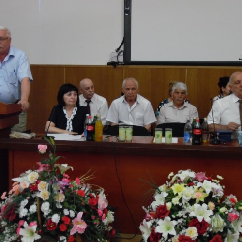 Вручение дипломов...265