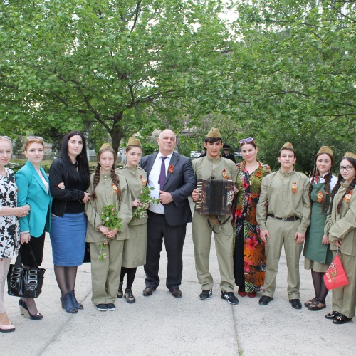 МИТИНГ В ЧЕСТЬ ПОБЕДЫ