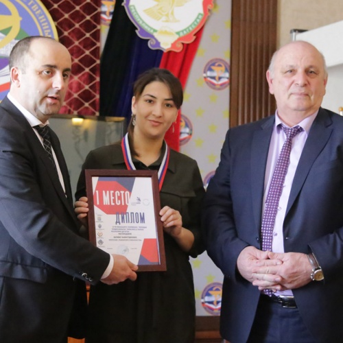 Встреча с победительницей Регионального чемпионата WORLDSkills Russia и Ректором Сулейманом Нураттиновичем