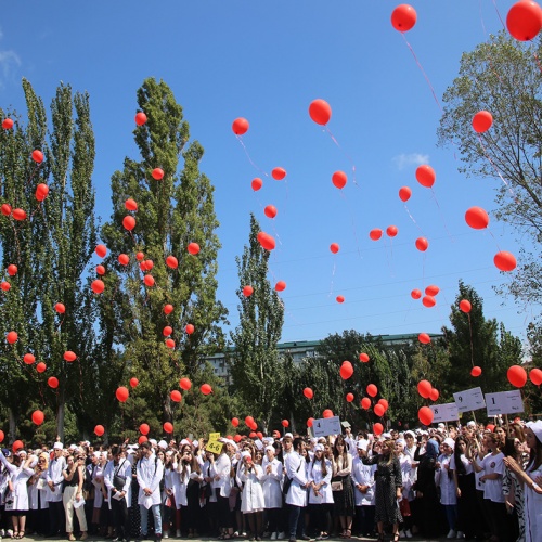 Торжественная церемония посвящения в студенты