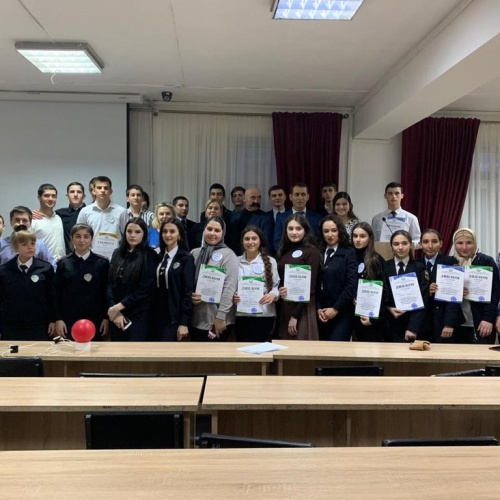 Брейн-ринг  «Язык всем знаниям и природе ключ»