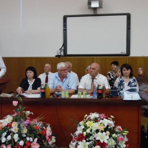 Вручение дипломов...267